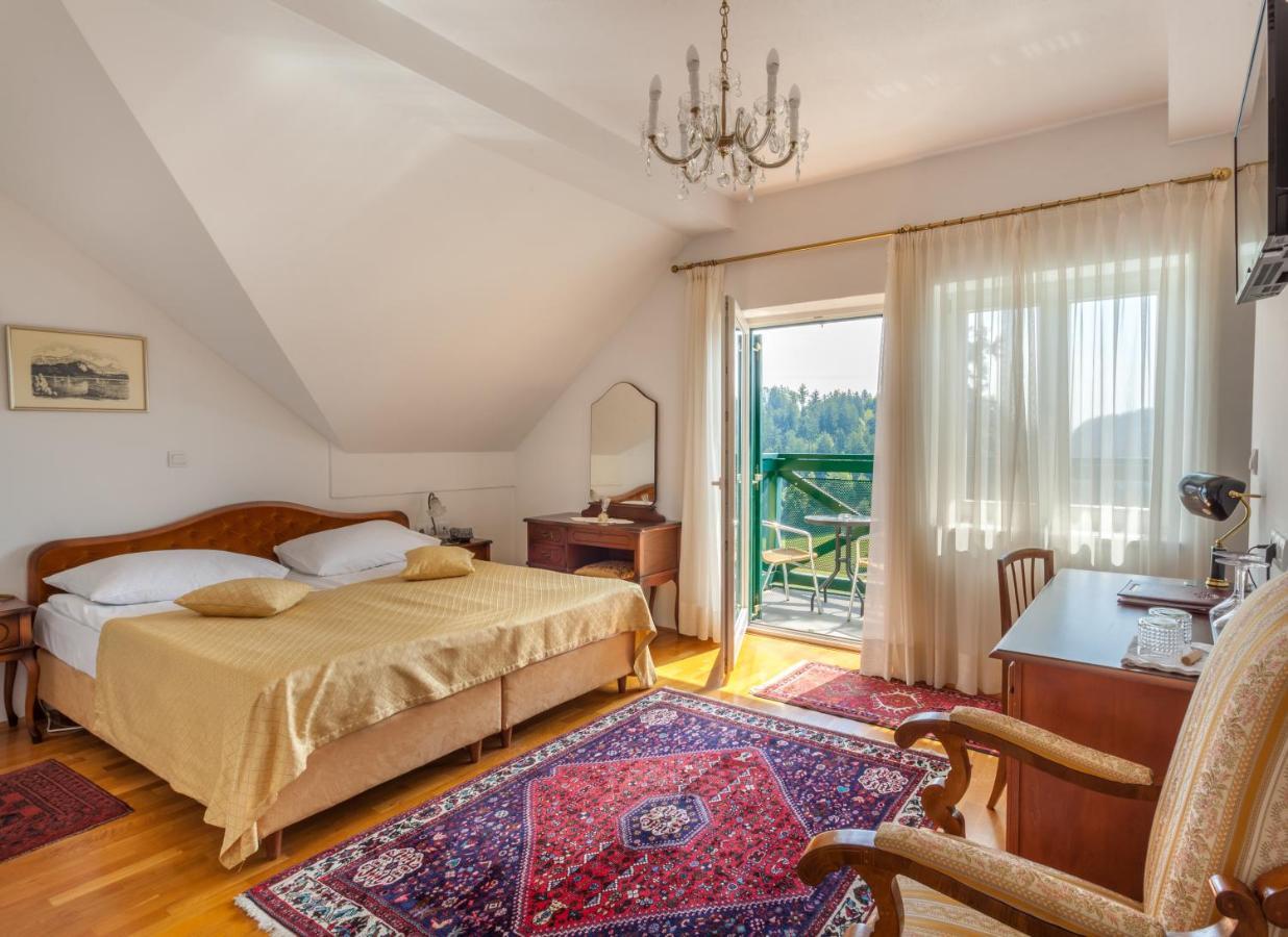 Hotel Triglav Bled Bagian luar foto