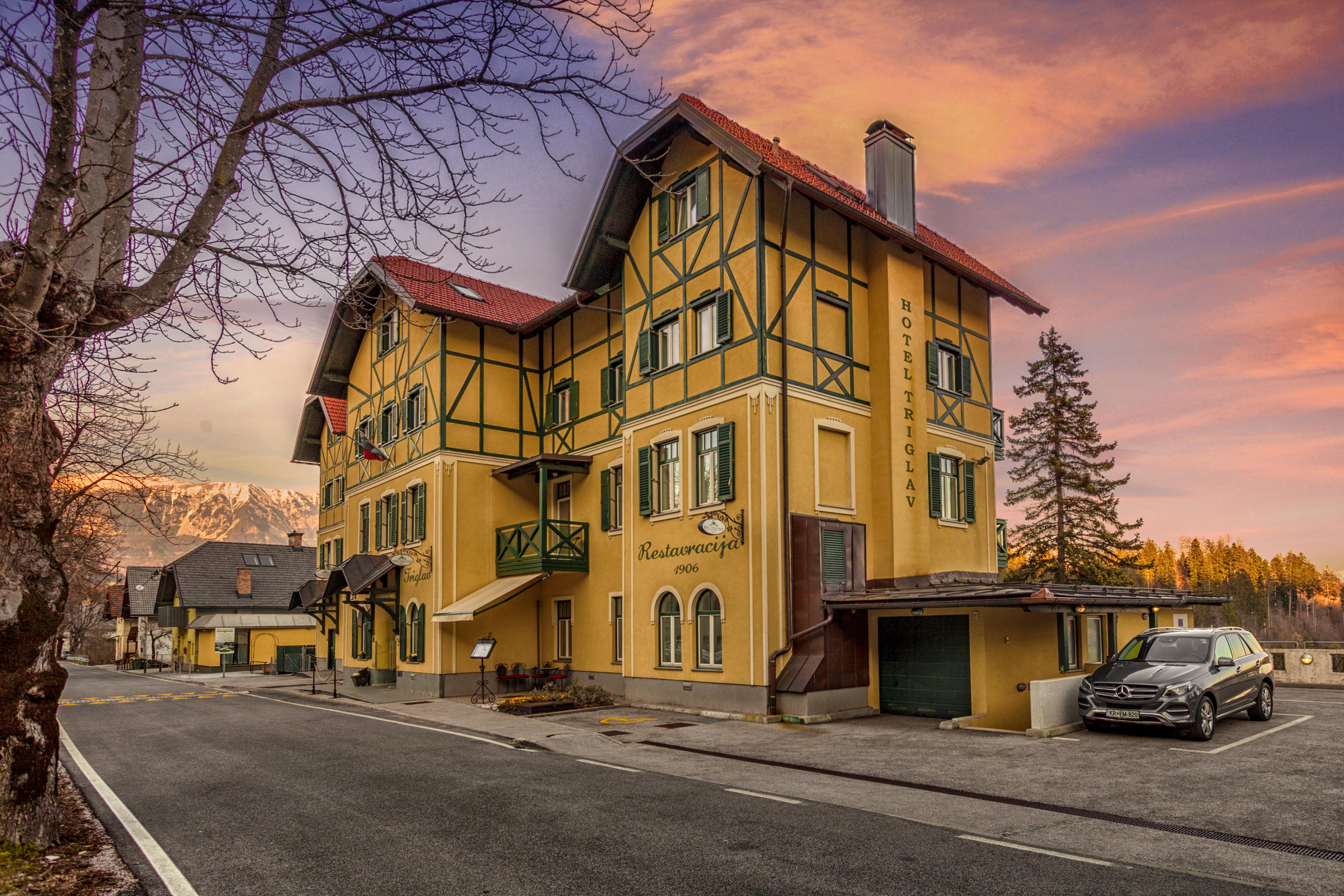 Hotel Triglav Bled Bagian luar foto