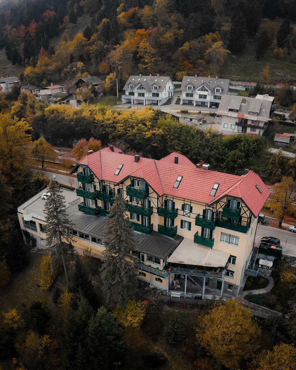 Hotel Triglav Bled Bagian luar foto